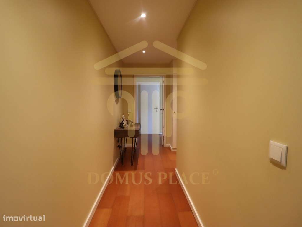 Apartamento T3 no Castelo da Maia com Terraço, 3 Frentes e Lugar de...-8