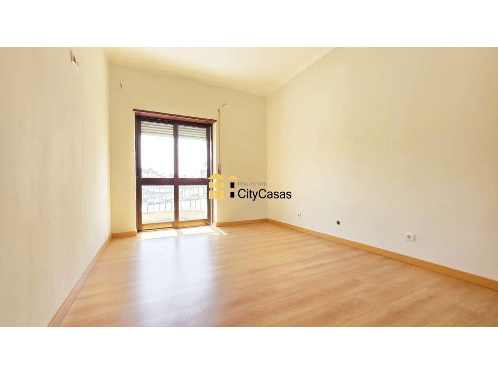 Apartamento T2 em Leça da Palmeira-8