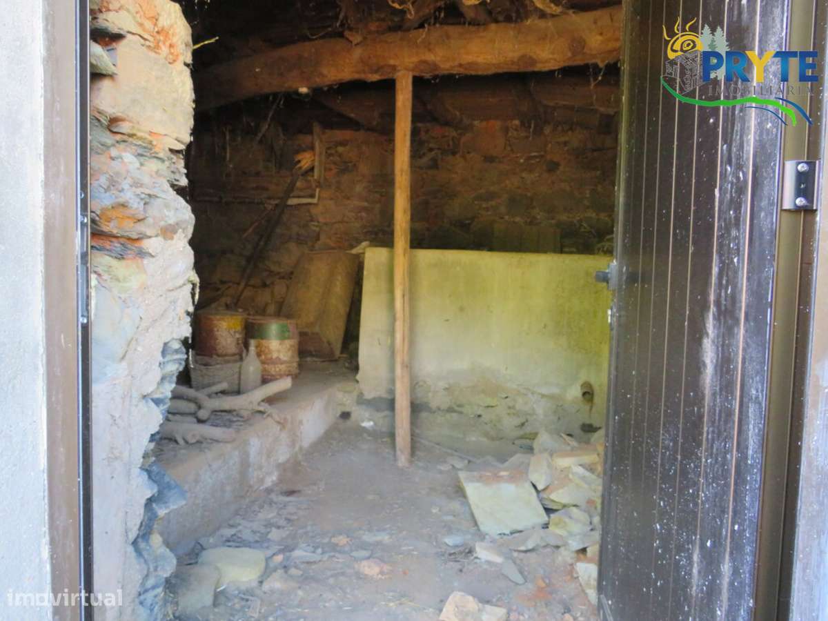 Duas moradias com potencial no Braçal – Proença-a-Nova-21