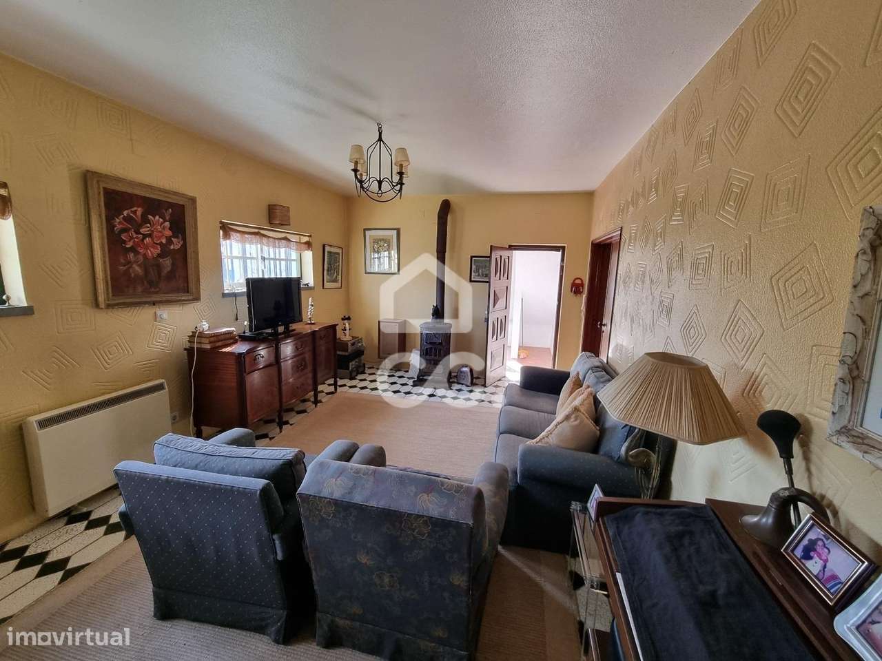 Moradia individual T-7 em zona calma da Marinha Grande. - Grande imagem: 4/16