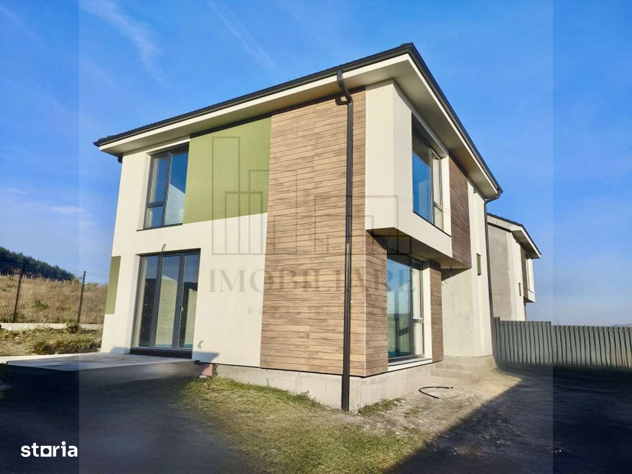 Casă cu 400 mp teren în Chinteni – ideală pentru familie, construcție-1