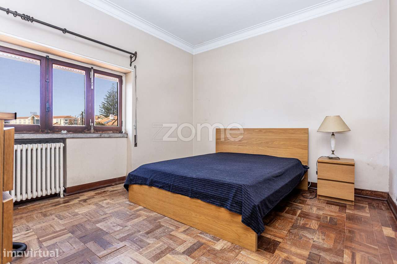 Moradia T5 a 3 minutos a pé da Praia de Carcavelos-14