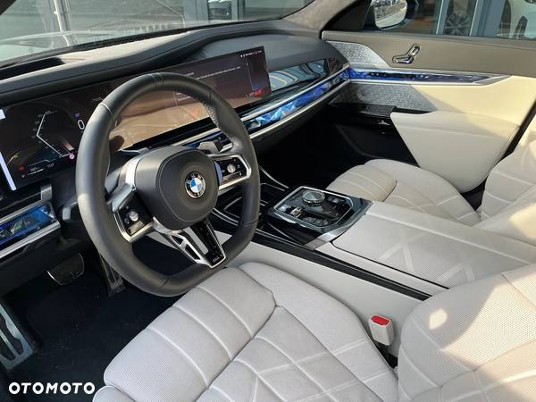 BMW Seria 7 740d xDrive mHEV M Sport sport - 8