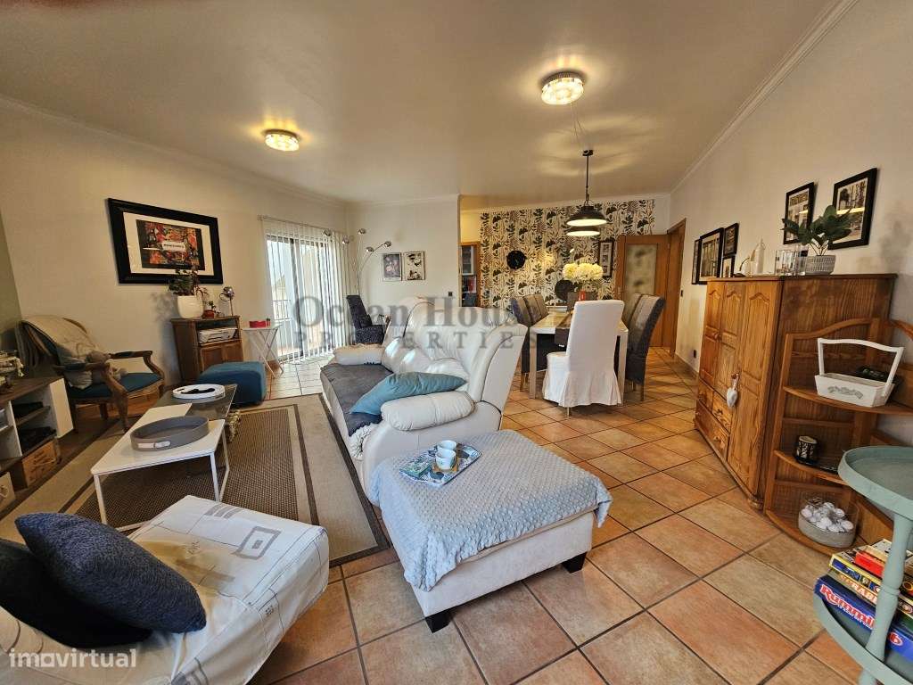 Apartamento com 3 quartos, piscina e garagem em Almancil.-5