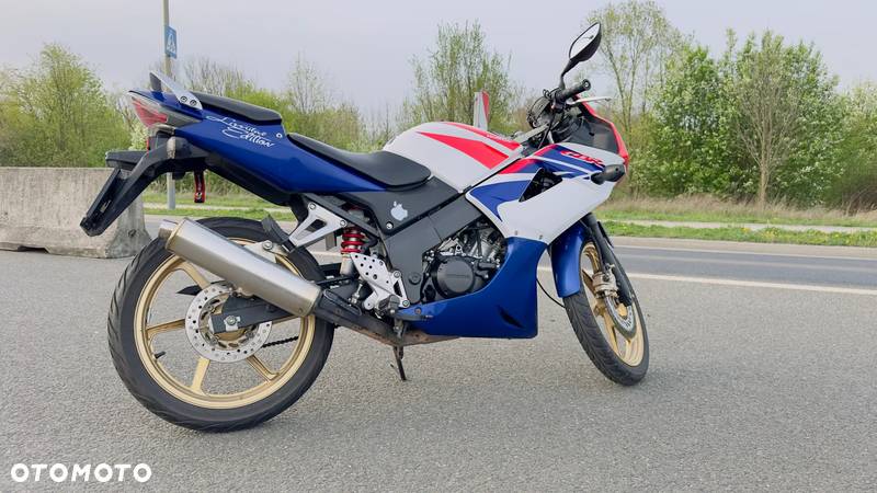 Honda CBR - 3