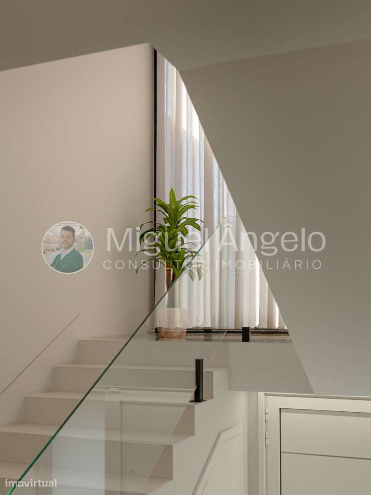 Moradia de luxo c/ piscina - pronta a habitar em Gondomar - 4 frentes-14