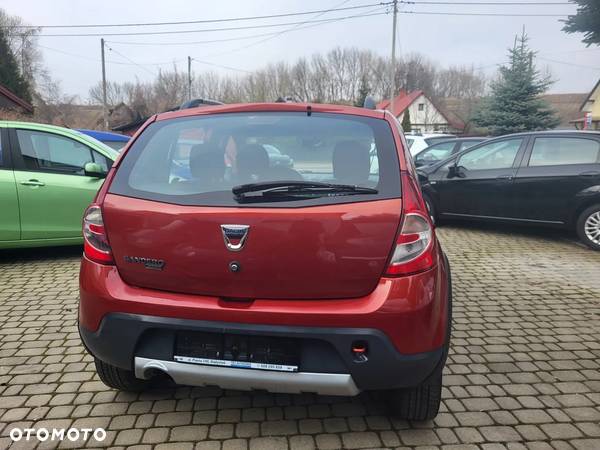 Dacia Sandero Stepway 1.6 - 7