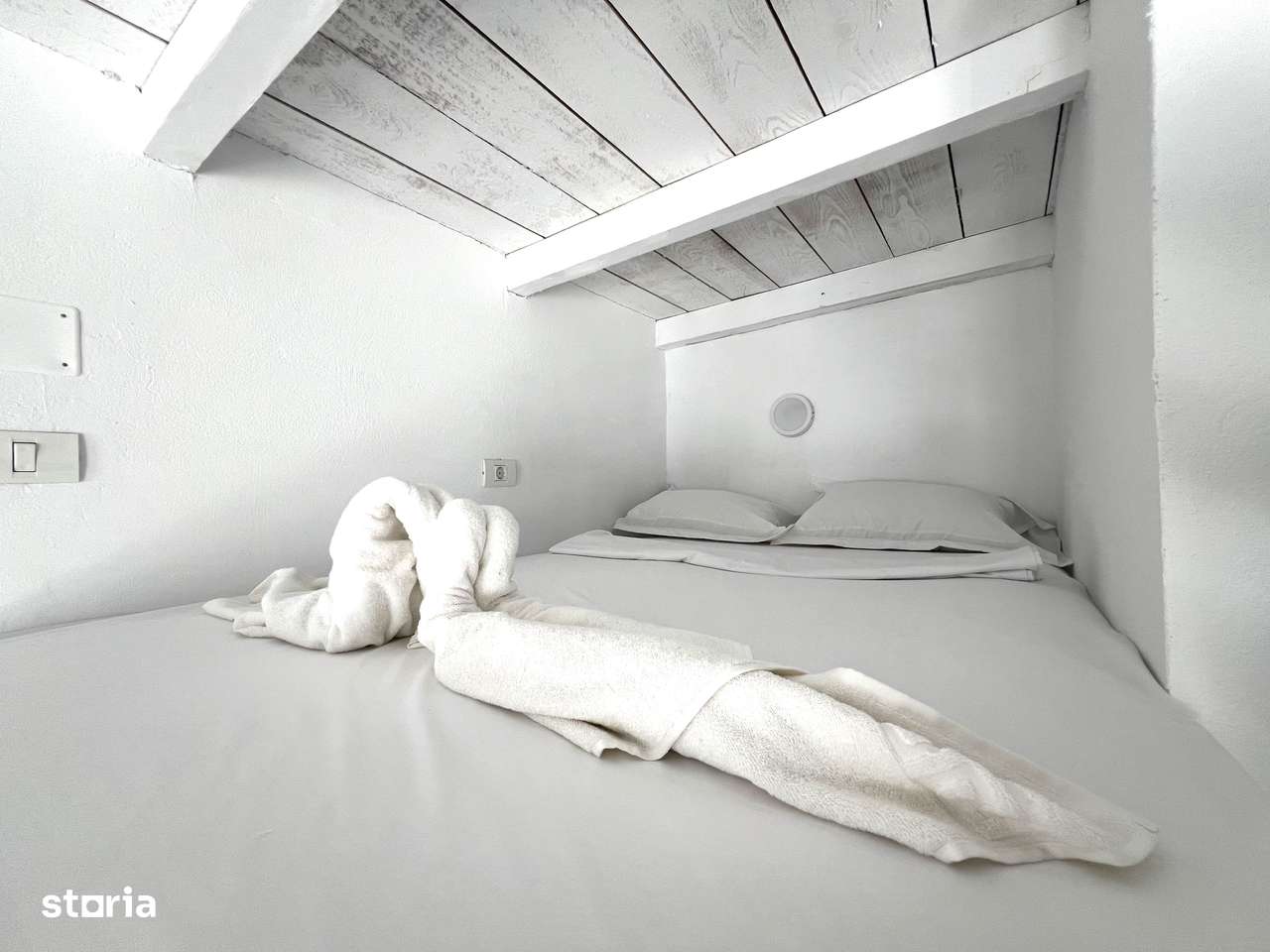 10 Casute Greek Bungalows , Piscina, la Malul Marii, Afacere la Cheie-15