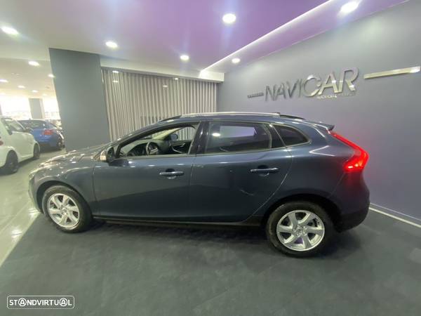 Volvo V40 Cross Country 2.0 D2 Momentum - 10