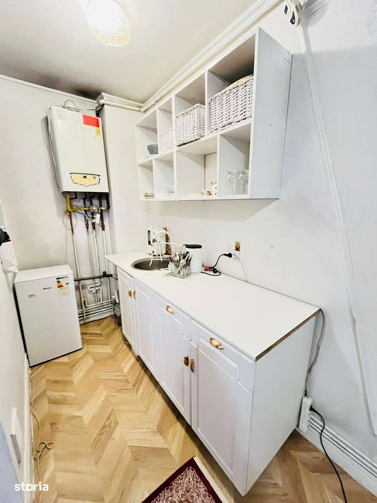 Garsoniera de vanzare zona Calea Bucuresti - Imagine principală: 5/13