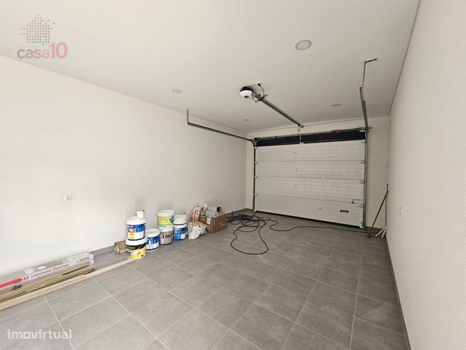 Moradia nova, com piscina, para venda em Azeitão-22