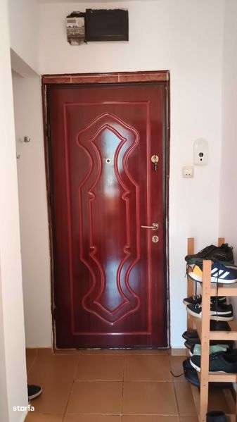 Apartament 3 camere,decomandat - Imagine principală: 4/8