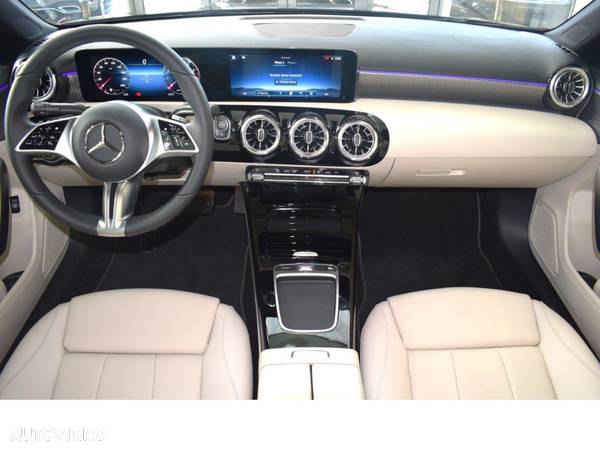 Mercedes-Benz A 200 7G-DCT Progressive Advanced - 16