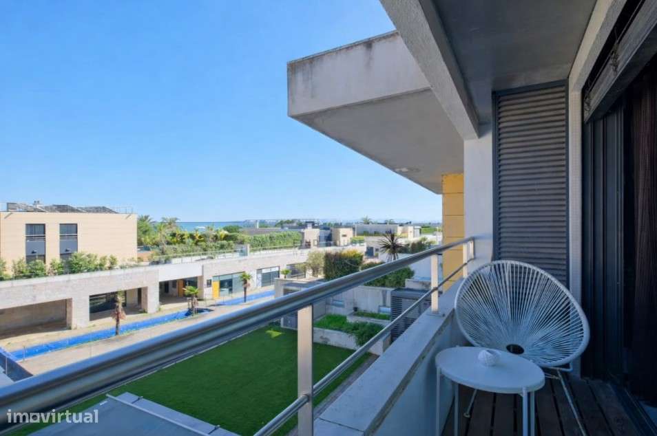 Apartamento T3 - Condomínio Luna Rio - Parque das Nações-18