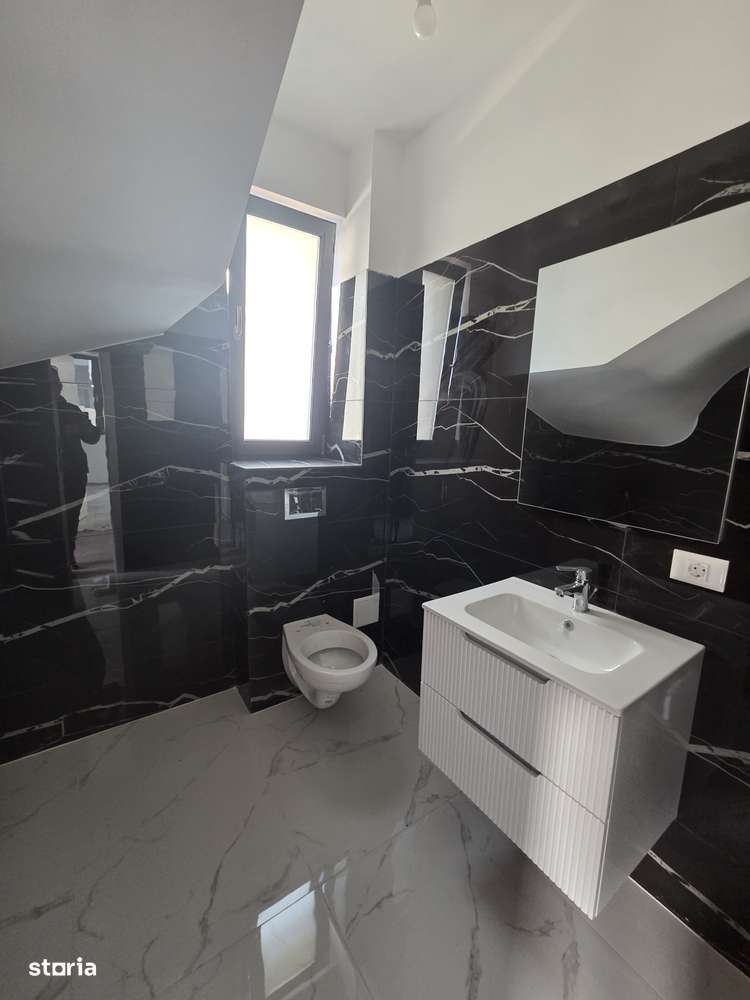 Vila finisata modern-Teren 284 mp- P+1E+M-Prel.Ghencea - Imagine principală: 2/20