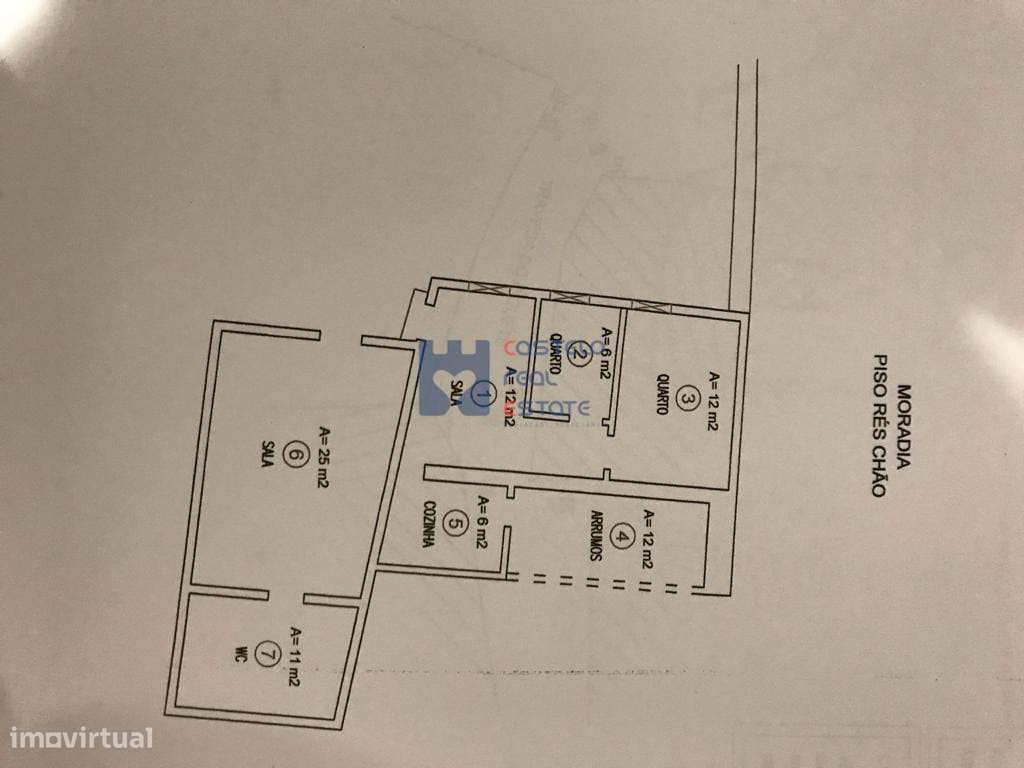 Moradia em ruina com logradouro Ourém-21