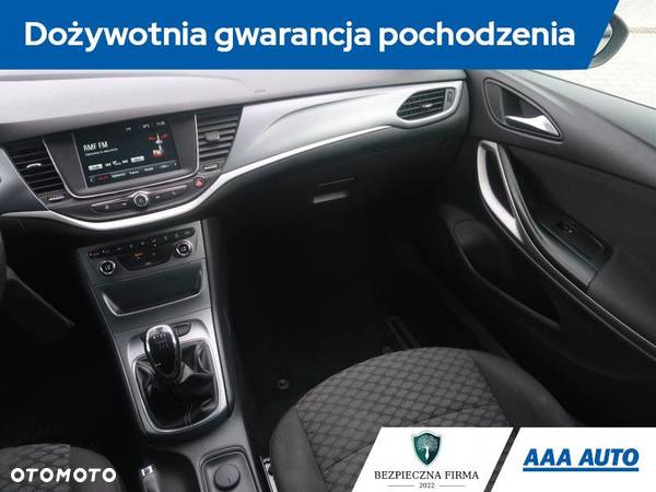 Opel Astra - 9