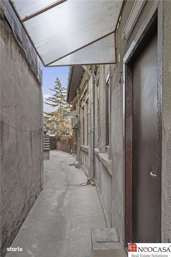 CASA DE VANZARE IN POZITIE CENTRALA - OPORTUNITATE DE EXTINDERE - Imagine principală: 5/20