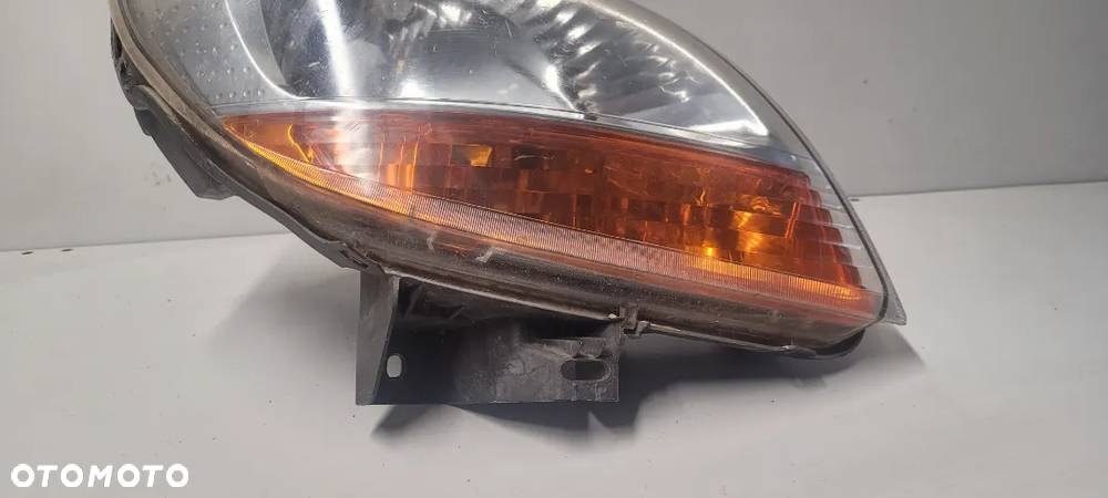 LAMPA PRAWA PRZÓD RENAULT KANGOO I LIFT 2006 - 2