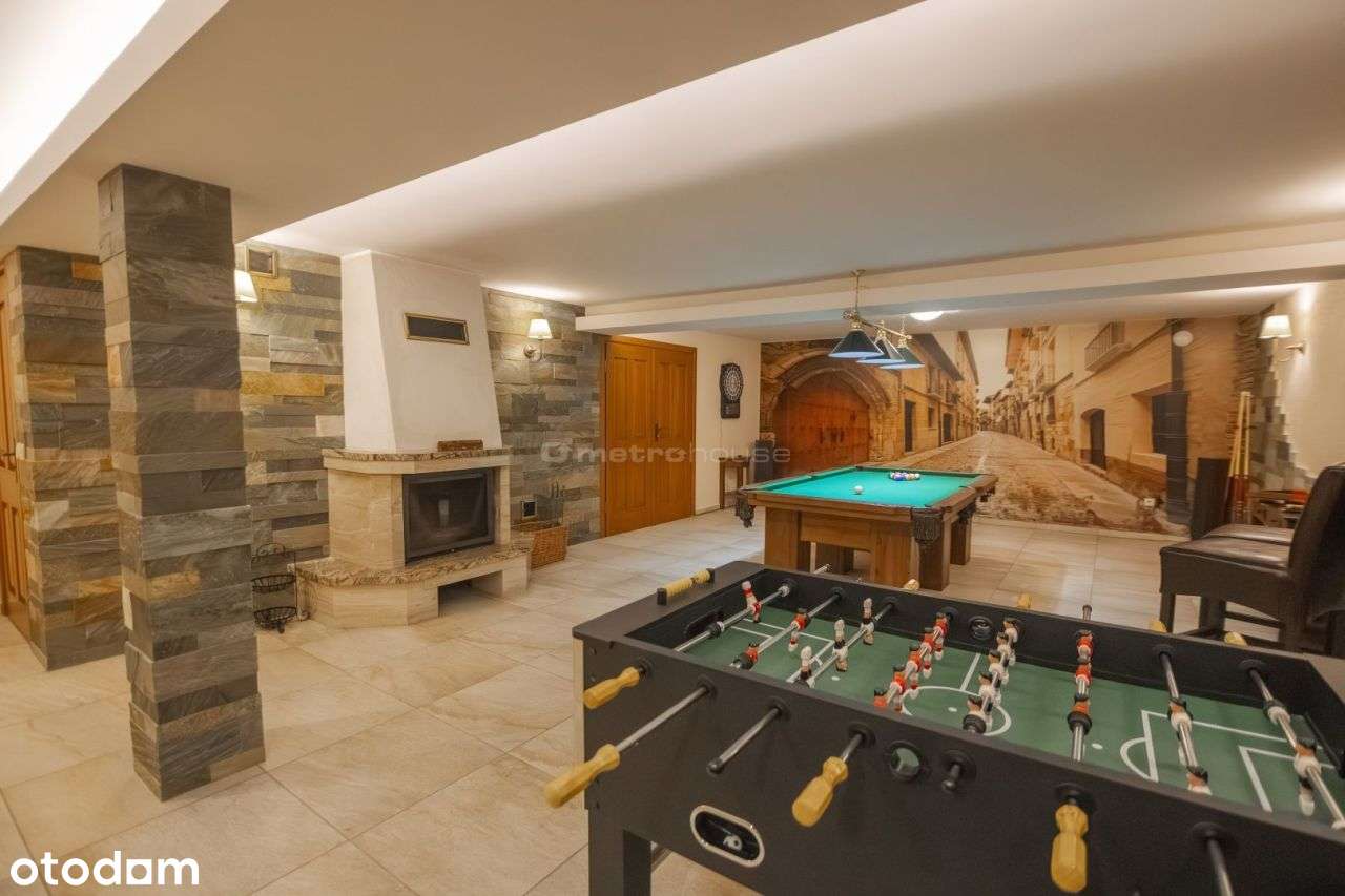 Wyjątkowy dom z bala w prywatnym parku-19