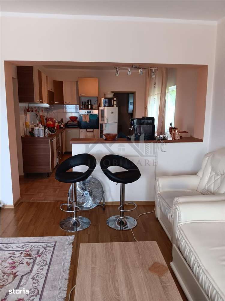 Chiperesti  Tomesti  Vila P+E SU=236mp 5 dormitoare living doua bai ga - Imagine principală: 4/16