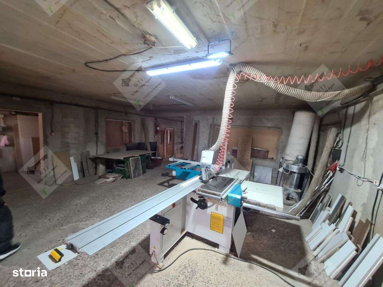 Hale Focsani suprf 500mp Teren 2450mp Zona Magura Toate Utilitatile - Imagine principală: 3/8