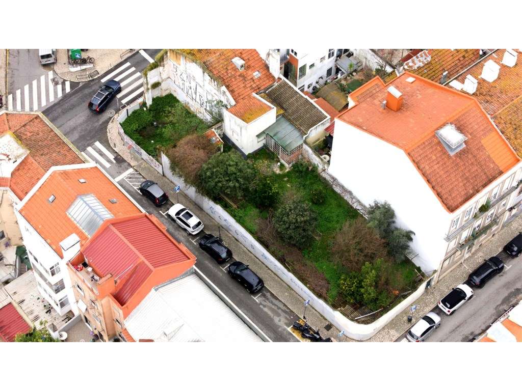 Terreno / Prédio com PIP Aprovado para 10 Apartamentos, para Venda ... - Grande imagem: 3/19