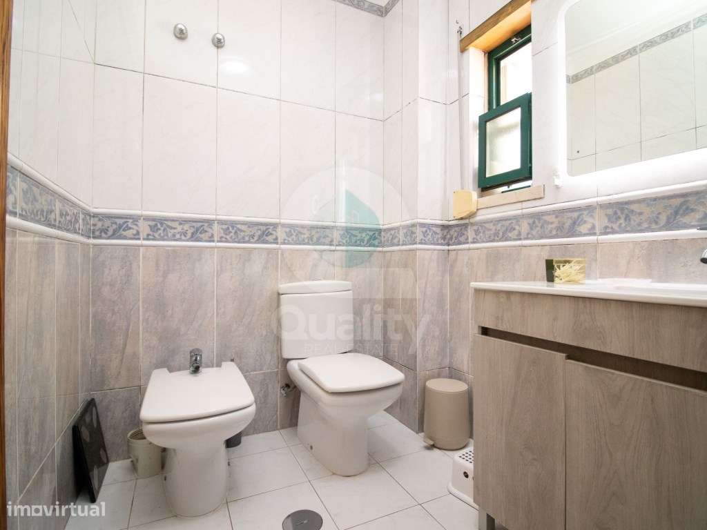 T3 EXCELENTE LOCALIZAÇÃO NO MONTIJO-24