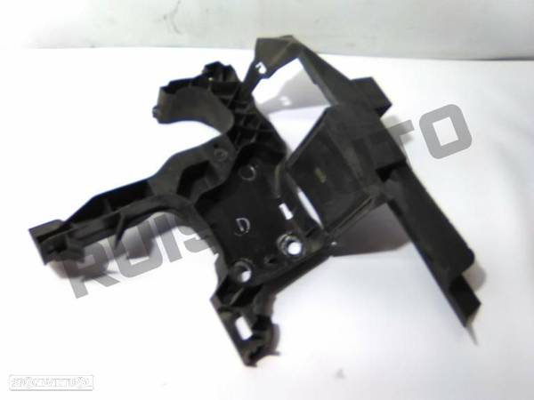 Suporte De Farol Direito  Renault Megane Ii (bm0/1_) 1.5 Dci (b - 1