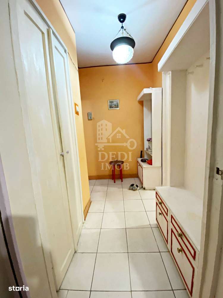 Apartament cu 2 camere de vanzare zona Rogerius, Oradea-4