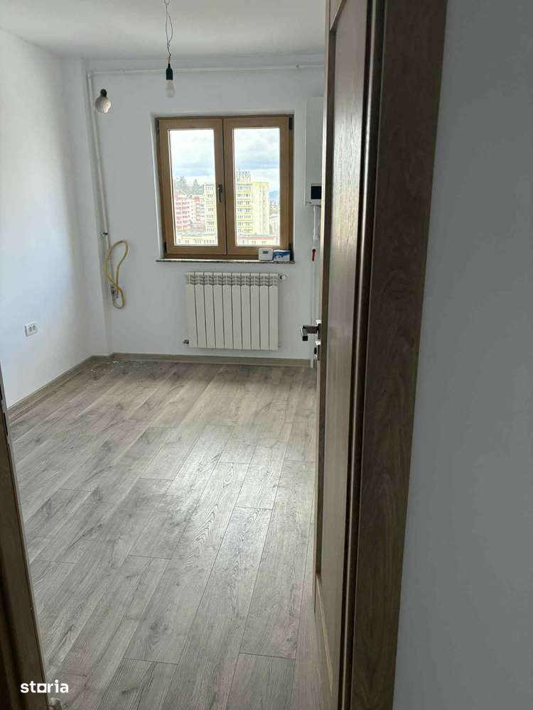 Apartament de 3 camere zona Calea Bucuresti-7