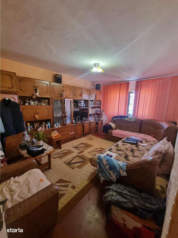 Apartament 2 cam decomandat zona 800-0