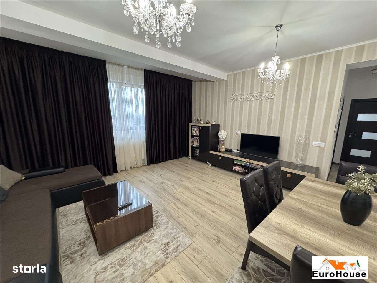 Apartament cu 3 camere de vanzare in Alba Iulia - Imagine principală: 3/16