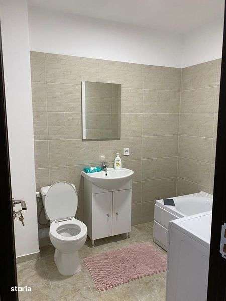 Apartament de Inchiriat - Imagine principală: 4/8