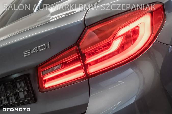 BMW Seria 5 540i M Sport sport - 11