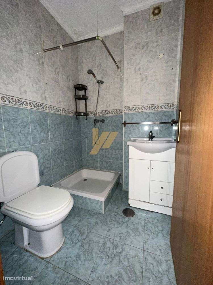 Apartamento T3 com terraço-9