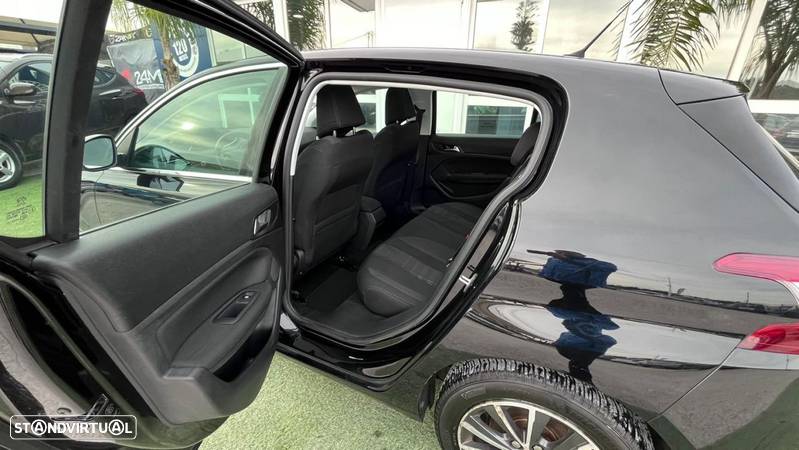 Peugeot 308 1.2 PureTech Allure - 10