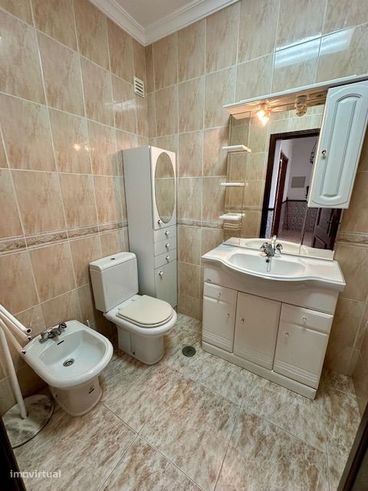 Vendo Apartamento T.3 - Com parqueamento a 70 Mts da Praia em Nazaré-34