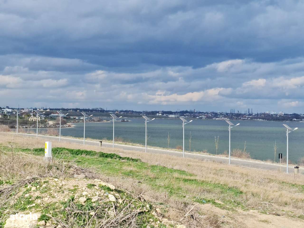 Teren de vanzare in Techirghiol primul rand la lac - Imagine principală: 4/12