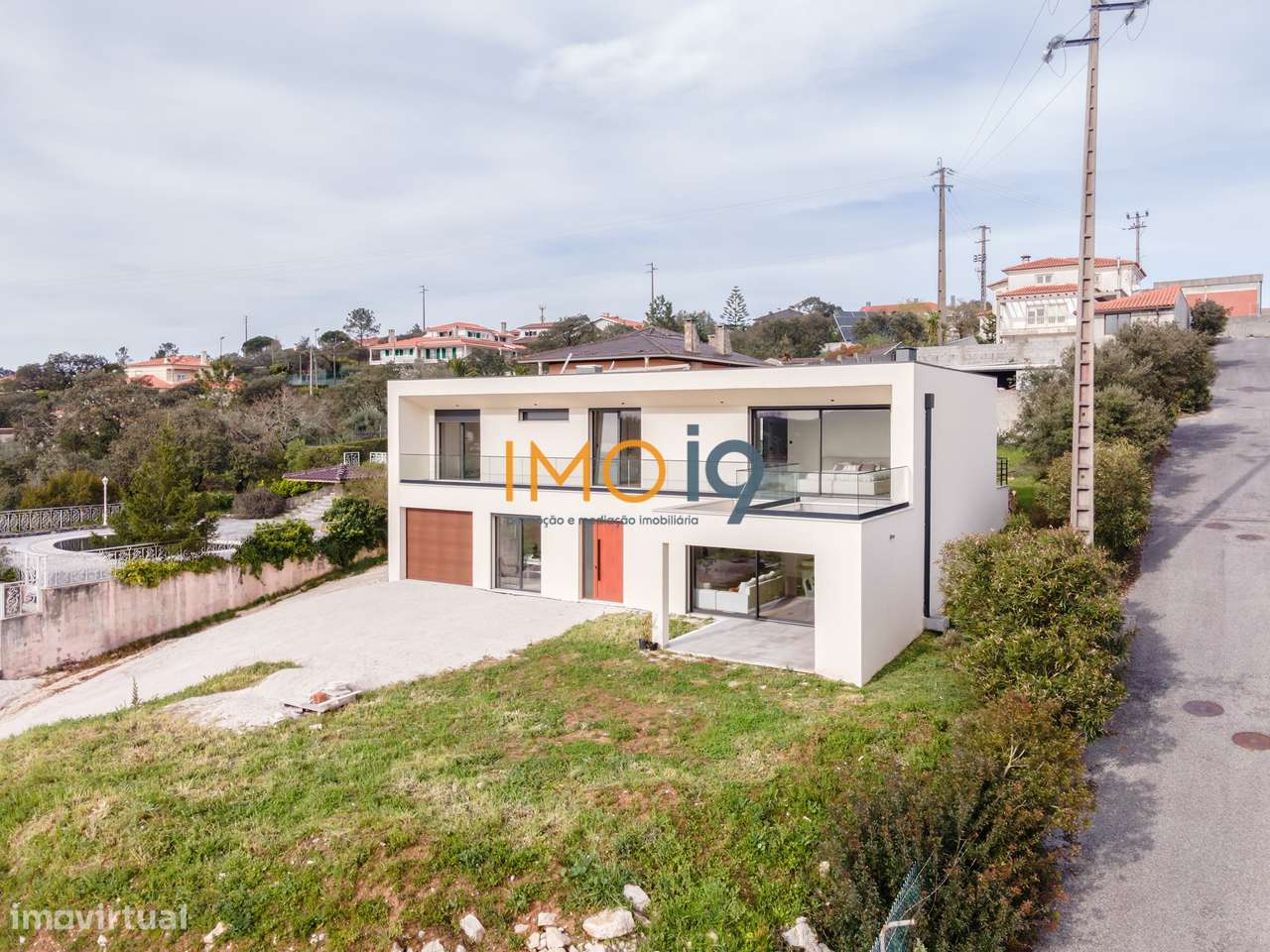 Moradia T4 com Vista Panorâmica em Fátima-58