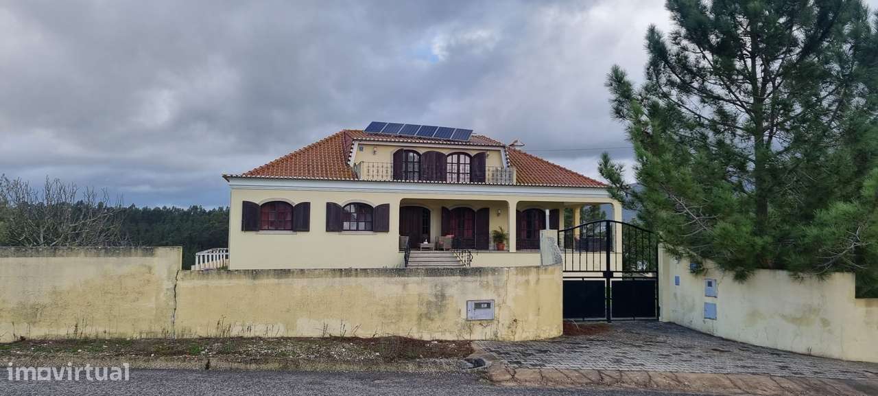 Vivenda Isolada com terreno - Alenquer-2