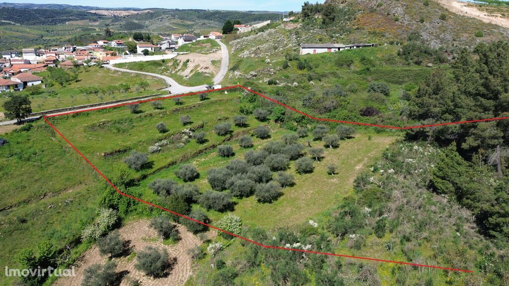 Terreno em Vila Real de 6180,00 m2