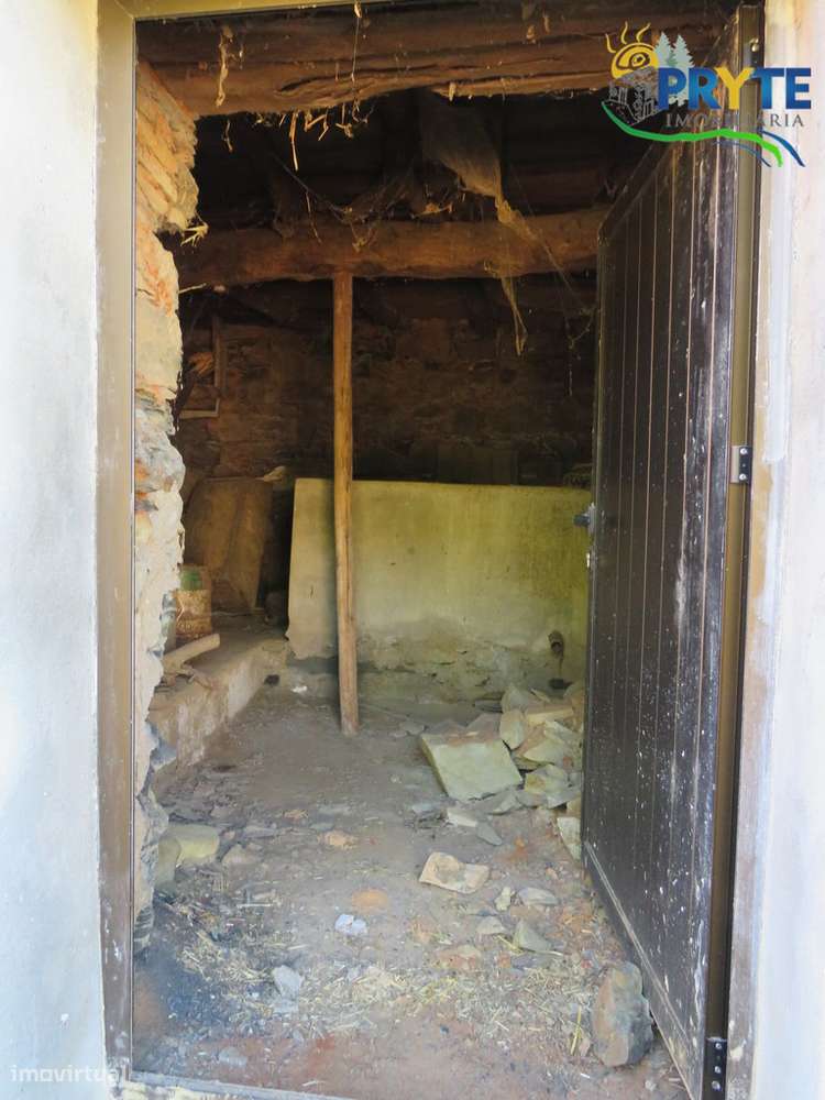 Duas moradias com potencial no Braçal – Proença-a-Nova-23