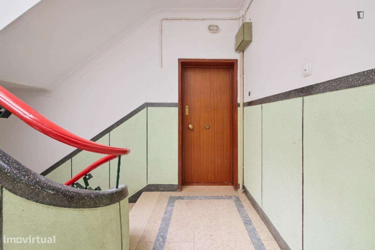 Quarto - localizado em Alvalade Lisbon - Grande imagem: 5/6