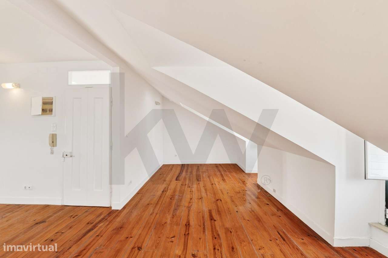 Apartamento T1 Remodelado com Vista Cidade - Grande imagem: 4/24