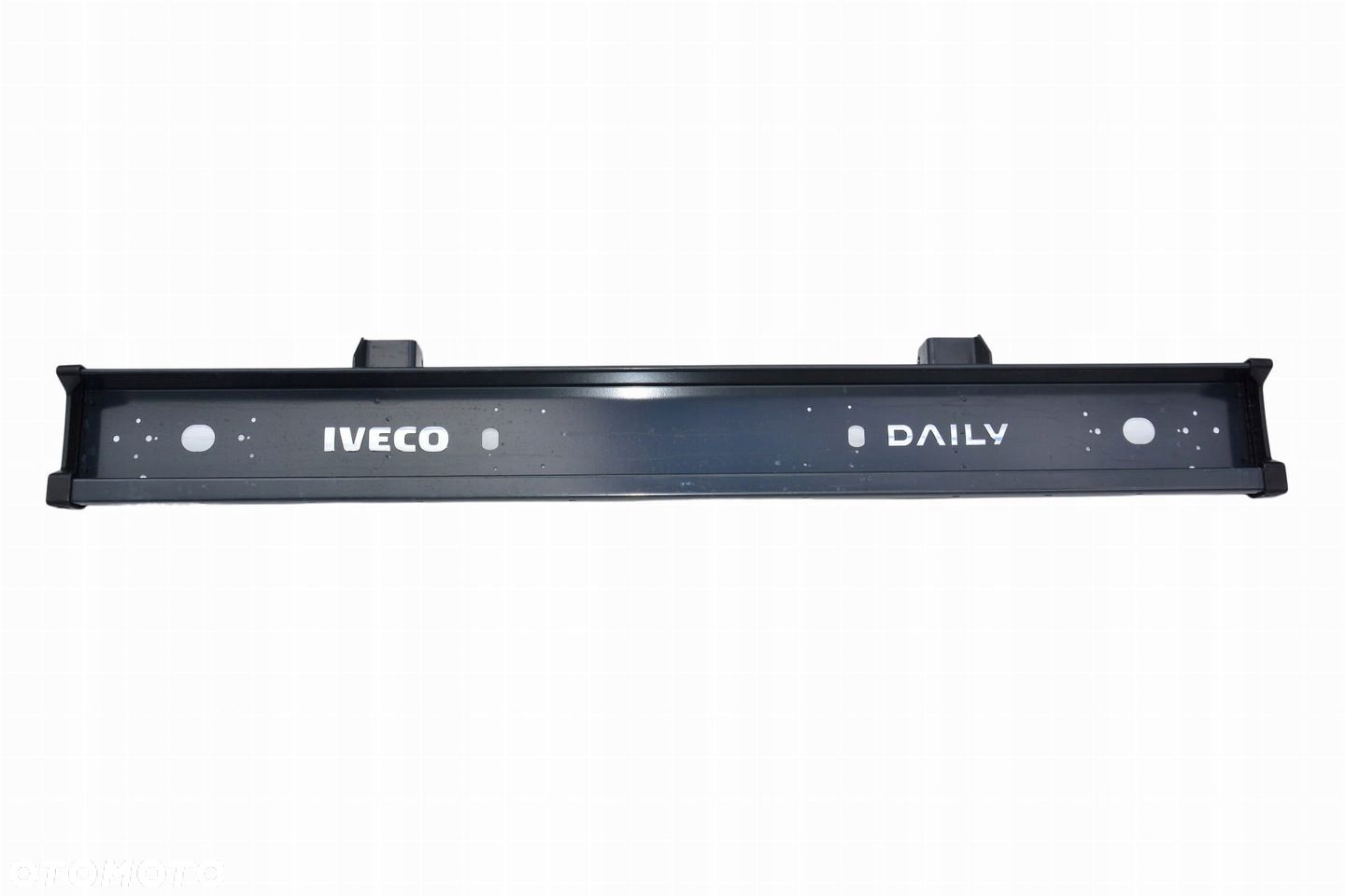 Iveco Daily 35C 50C 2019 2022 belka oświetleniowa - 1
