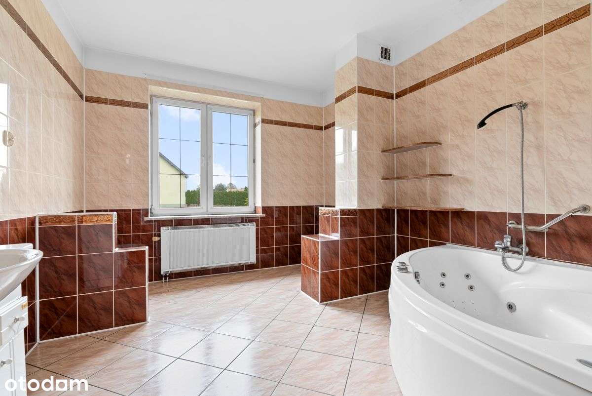 Wyjątkowa rezydencja w zielonej okolicy-8