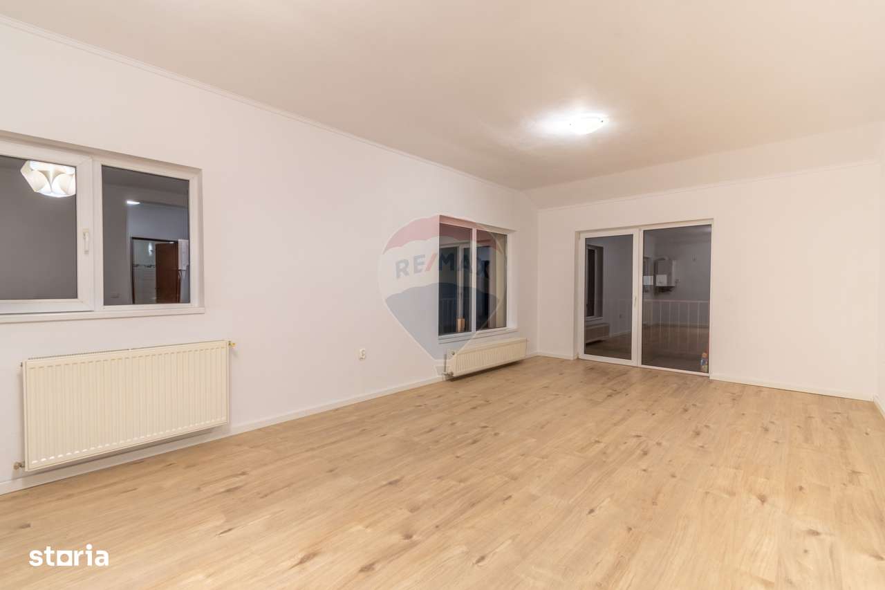 Apartament cu 2 camere de vanzare Floresti-1