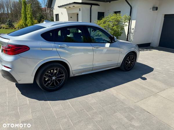 BMW X4 xDrive20d - 10