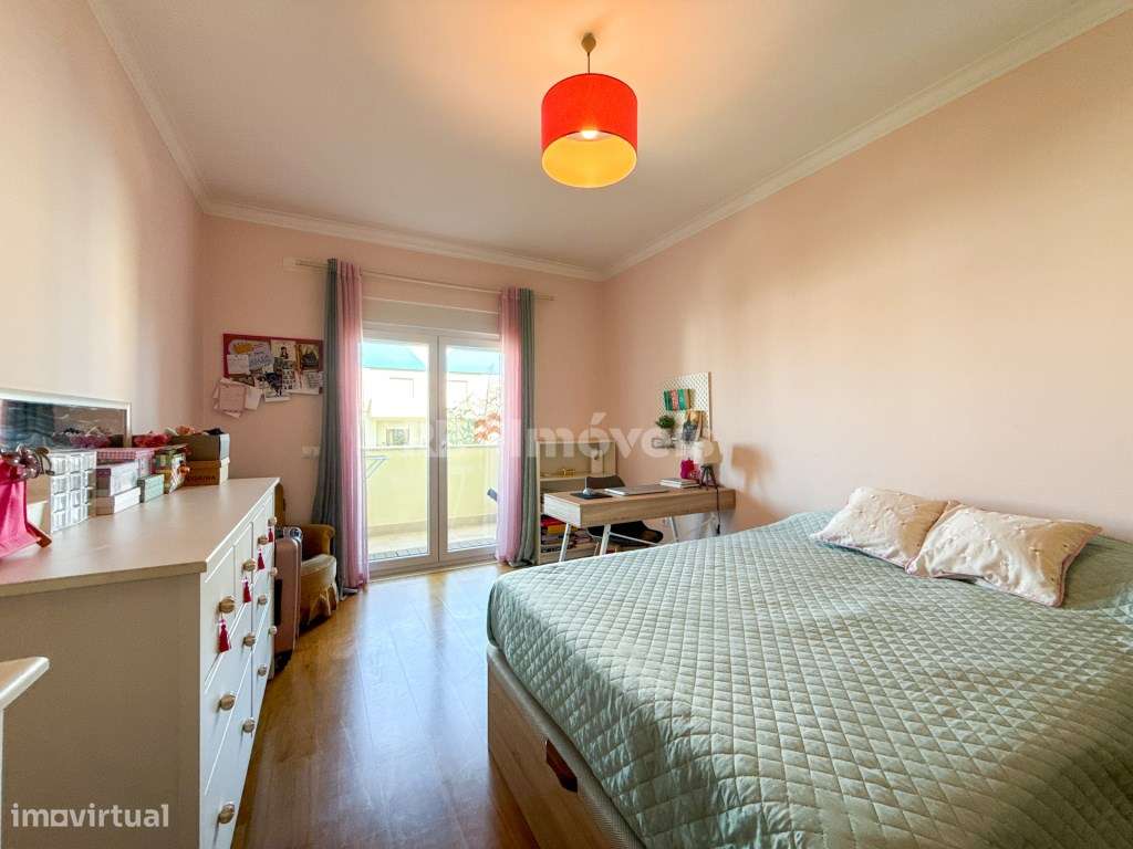 Apartamento T4 Duplex c/ Varandas, Arrecadação e Parqueamento - no ...-51